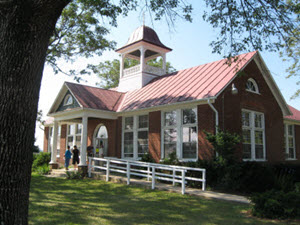 Old Dale Enterprise Schoolhouse now the HUU Fellowship Building.